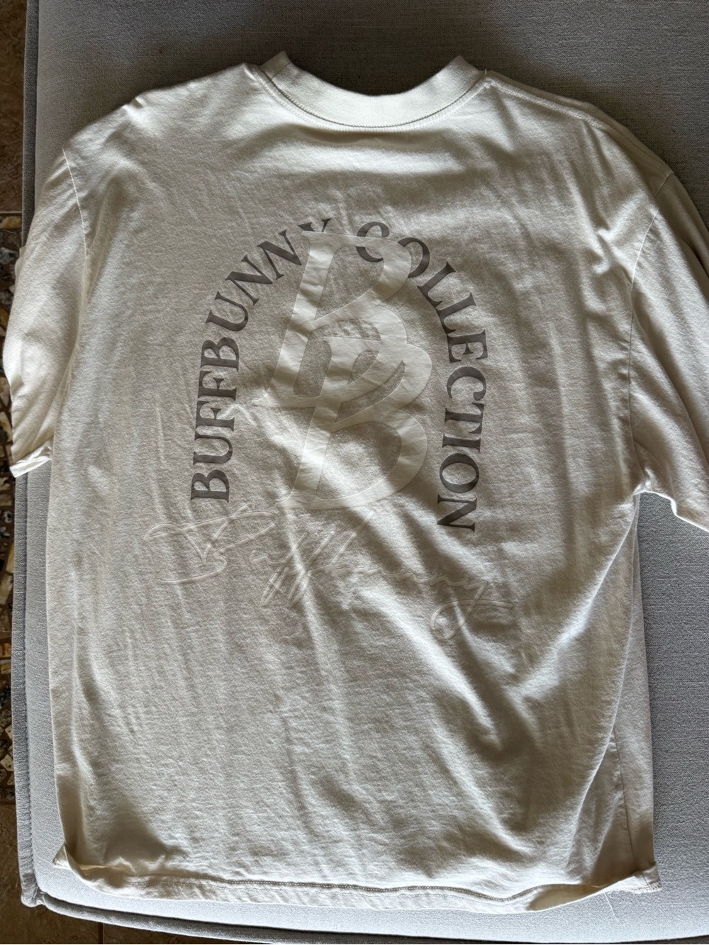 NWOT Large buffbunny collection long sleeve pump cover